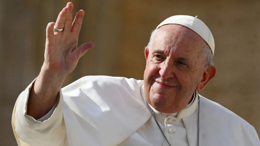Fallece el Papa Francisco a los 88 a&ntilde;os