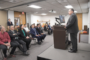 Encabeza Rector Rivera Campos, clase binacional en UTEP