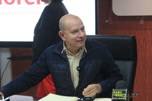 Oscuro negocio del estado, rematara 372 viviendas