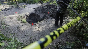 Hallan fosa clandestina en Moris