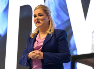 Revela Maru Campos que fue buscada 5 veces para sumarse a Morena