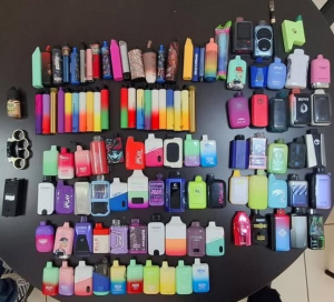 Alertan a padres de familia sobre el uso de vapeadores en preparatorias