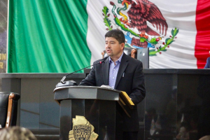 Pide Sa&uacute;l Mireles ampliar urgentemente el plazo de reinscripci&oacute;n al PEUA