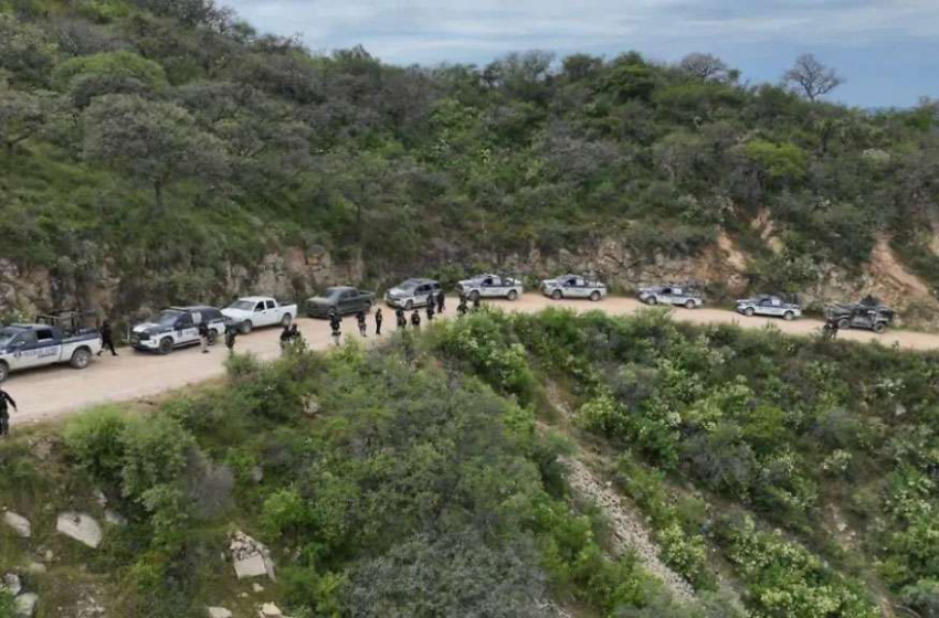 Topon en Moris, detienen a uno