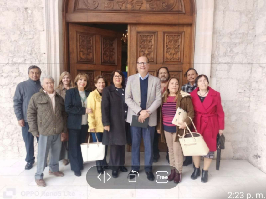 Entregan petición para homologar bono de jubilados del Snte